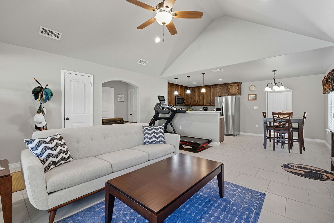 760 Henderson Drive Spring Branch, TX 78070 - Photo 18 of 34