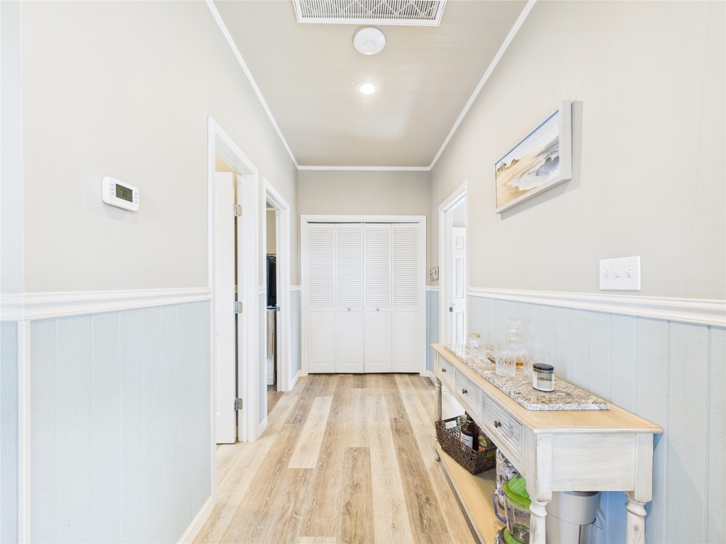 842 Main Street Crystal Beach, TX 77650 - Photo 32 of 45 a view of utility room