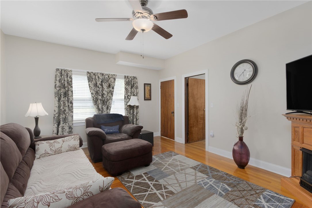36 Pine Street Woonsocket, RI 02895 - Photo 14 of 45