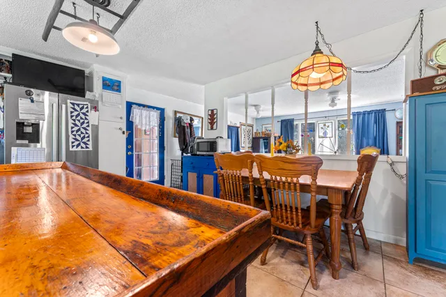 $364,999 | 252 Meadowhill Road, Manchester, ME 04351