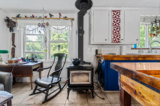 $364,999 | 252 Meadowhill Road, Manchester, ME 04351