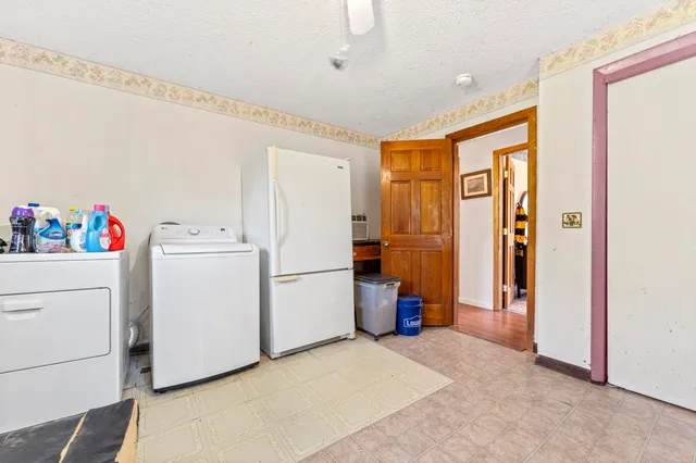 $364,999 | 252 Meadowhill Road, Manchester, ME 04351