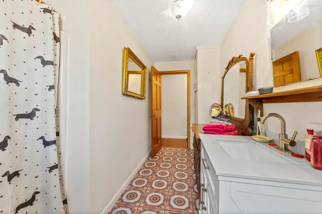 $364,999 | 252 Meadowhill Road, Manchester, ME 04351