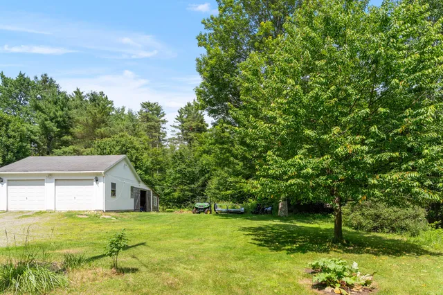 $364,999 | 252 Meadowhill Road, Manchester, ME 04351