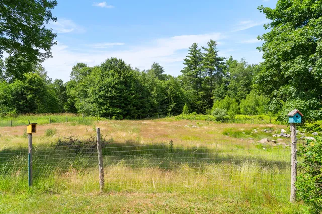 $364,999 | 252 Meadowhill Road, Manchester, ME 04351