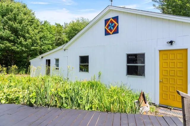 $364,999 | 252 Meadowhill Road, Manchester, ME 04351