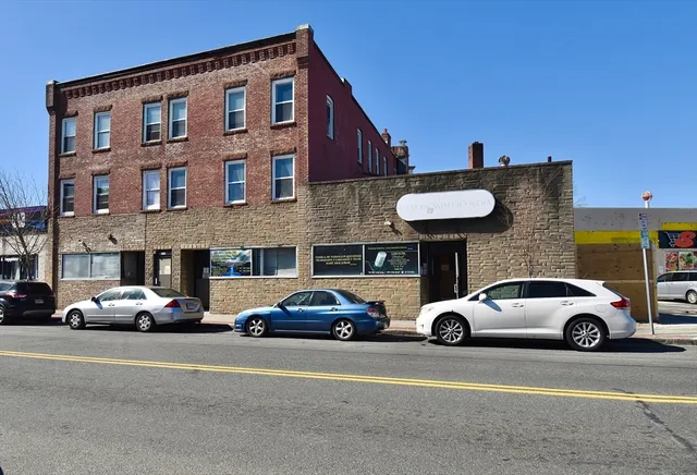 $780,000 | 570-582 Main Street, Springfield, MA 01105