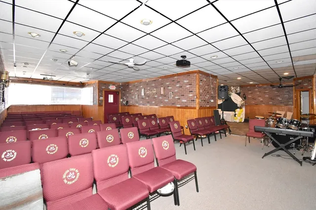 $780,000 | 570-582 Main Street, Springfield, MA 01105