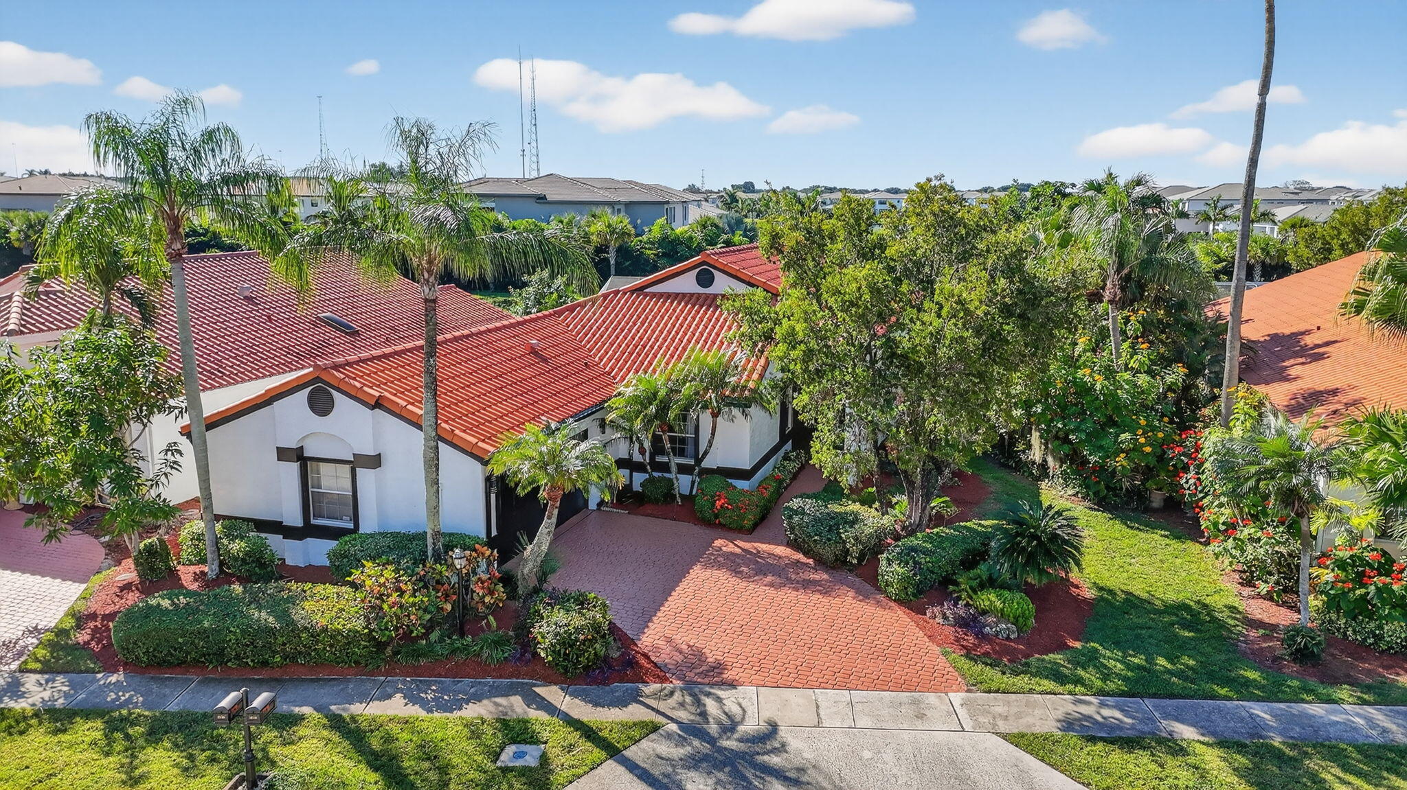 8130 Nadmar Avenue Boca Raton, FL 33434 - Photo 4 of 75 Recently Painted