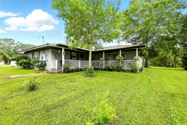 $625,000 | 1566 South Robb Street, Trinity, TX 75862