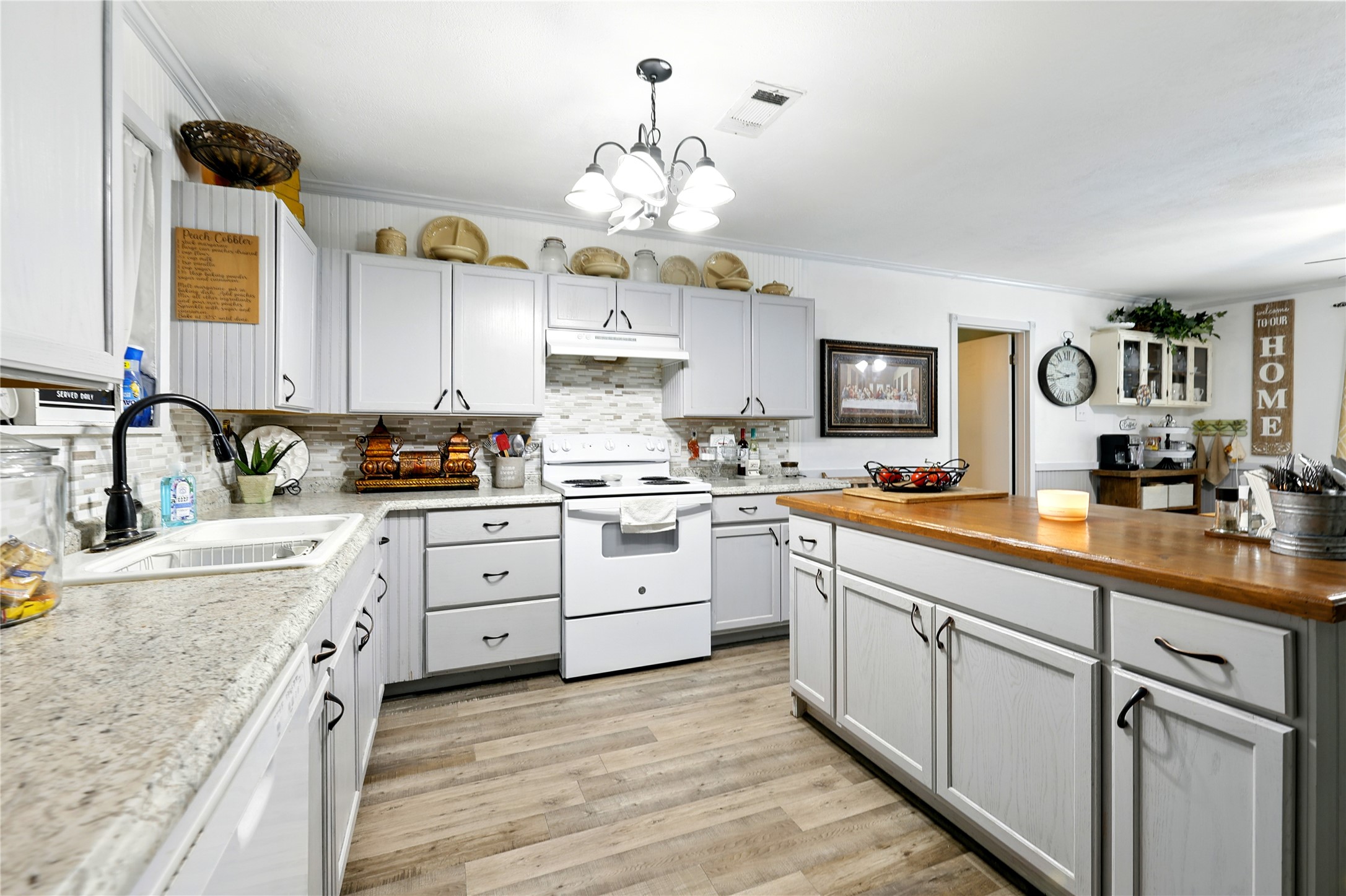 1566 South Robb Street Trinity, TX 75862 - Photo 8 of 33