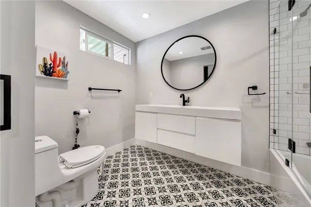 $315,000 | 23777 Mulholland Highway, Unit 153, Calabasas, CA 91302