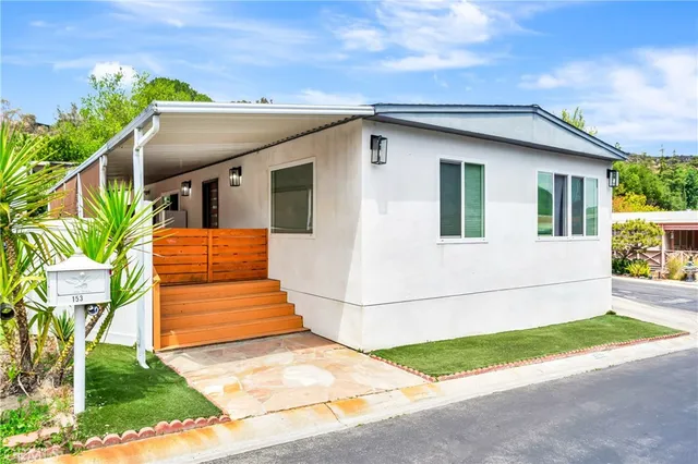 $315,000 | 23777 Mulholland Highway, Unit 153, Calabasas, CA 91302