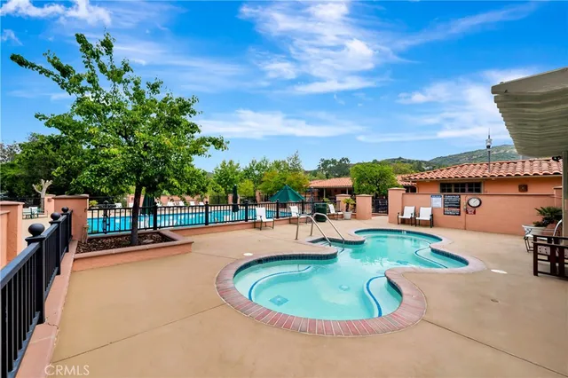 $315,000 | 23777 Mulholland Highway, Unit 153, Calabasas, CA 91302