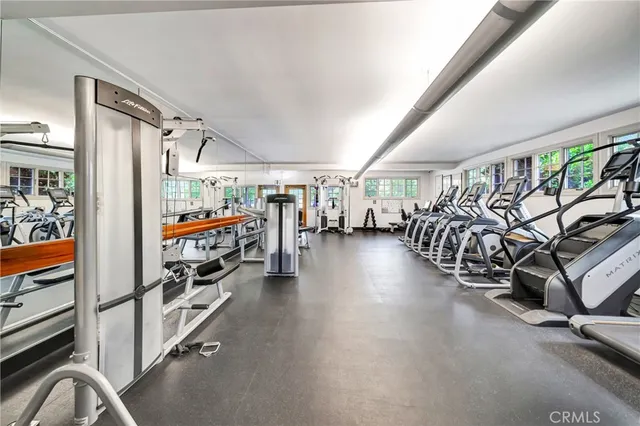 $315,000 | 23777 Mulholland Highway, Unit 153, Calabasas, CA 91302