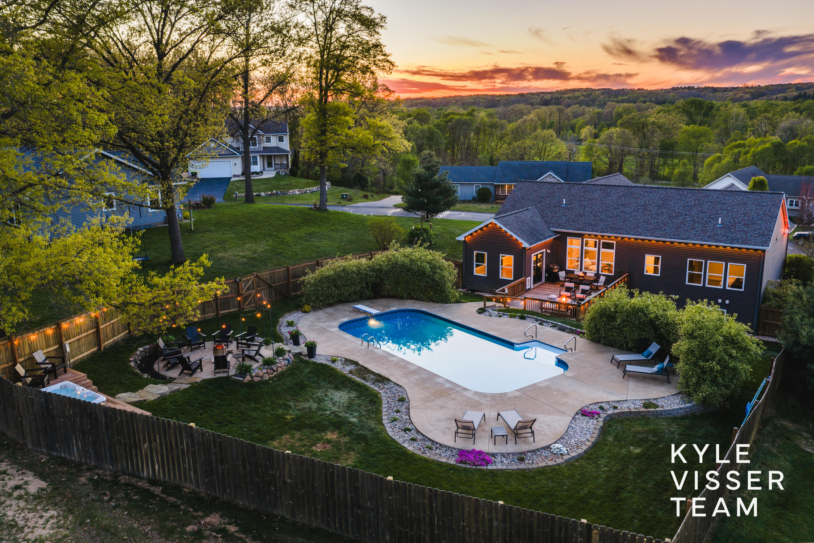 4069 Amazon Drive Lowell, MI 49331 - Photo 1 of 64 Aerial