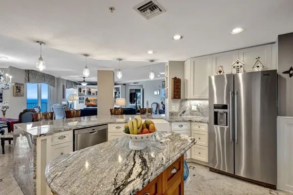 $5,500 | 5051 North Hwy A1A, Unit PH 23, Hutchinson Island, FL 34949
