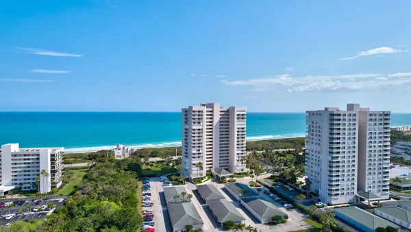 $5,500 | 5051 North Hwy A1A, Unit PH 23, Hutchinson Island, FL 34949