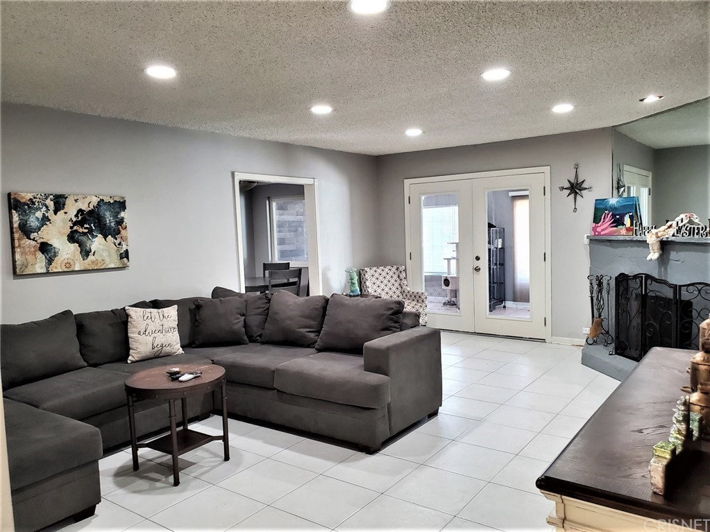 10609 Reseda Boulevard Northridge, CA 91326 - Photo 2 of 26