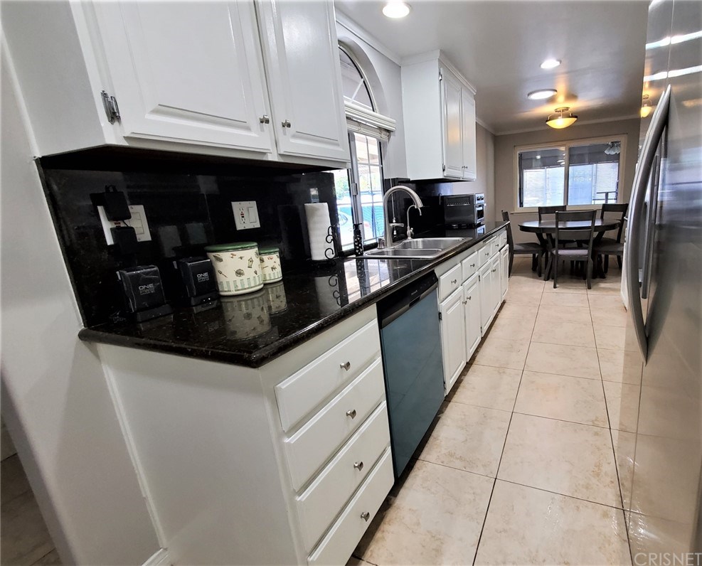 10609 Reseda Boulevard Northridge, CA 91326 - Photo 9 of 26