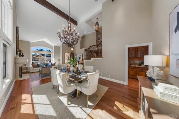$2,995,000 | 87 Del Oro Lagoon, Novato, CA 94949
