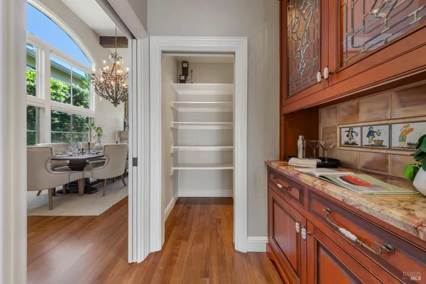 $2,995,000 | 87 Del Oro Lagoon, Novato, CA 94949