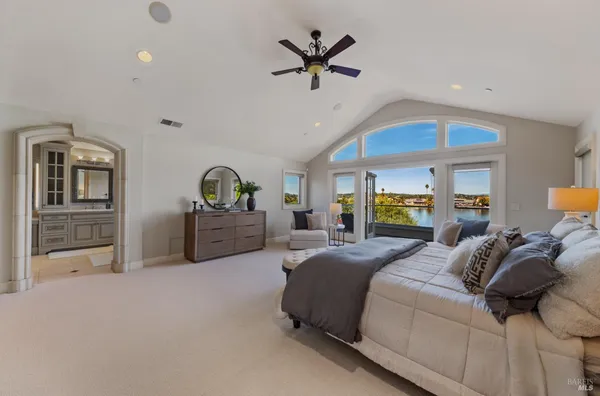 $2,995,000 | 87 Del Oro Lagoon, Novato, CA 94949