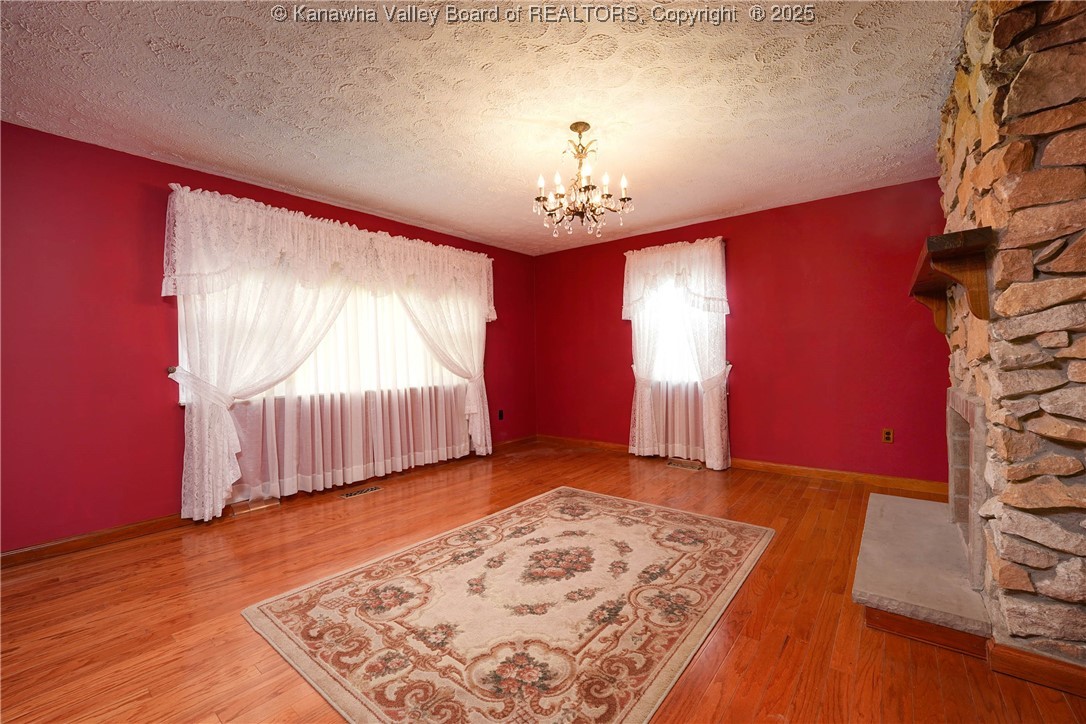 918 Reunion Road Elkview, WV 25071 - Photo 5 of 35 Gallery Image 5