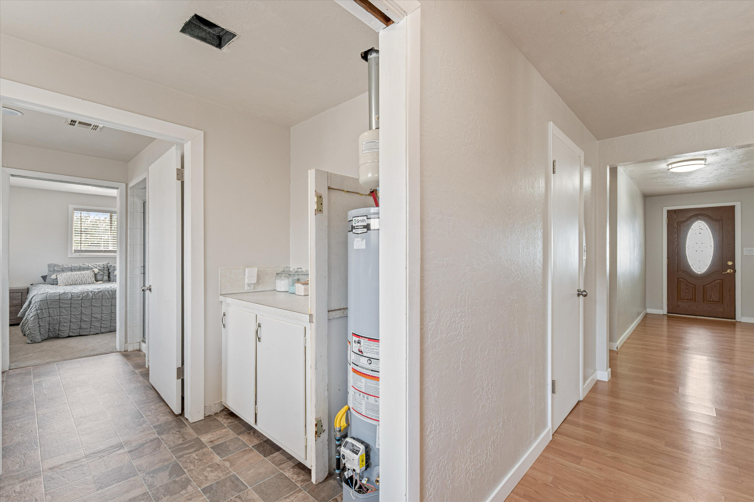 1649 West State Street Hurricane, UT 84737 - Photo 29 of 94 30 Unit A Laundry