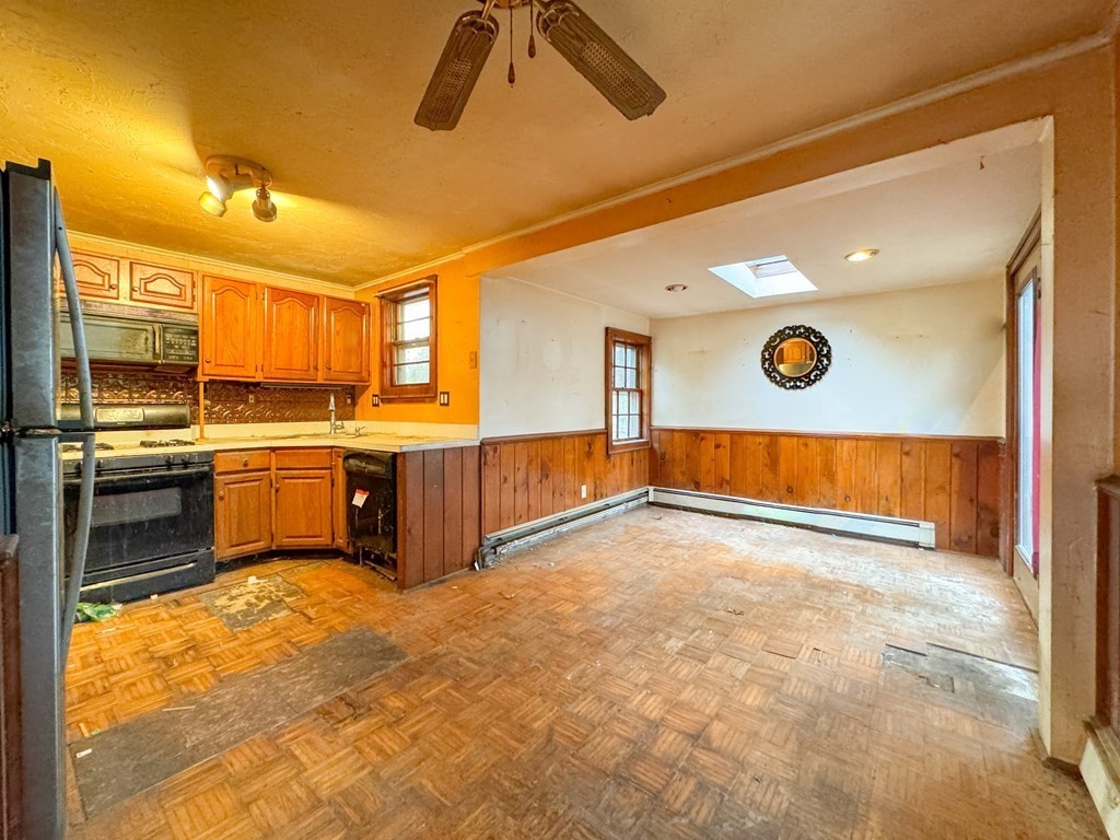 222 Lake Avenue Wareham, MA 02538 - Photo 8 of 24