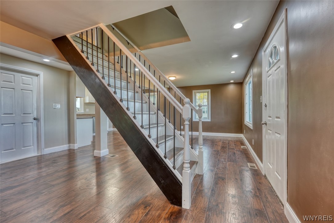 9645 Lockport Road Niagara, NY 14304 - Photo 17 of 45