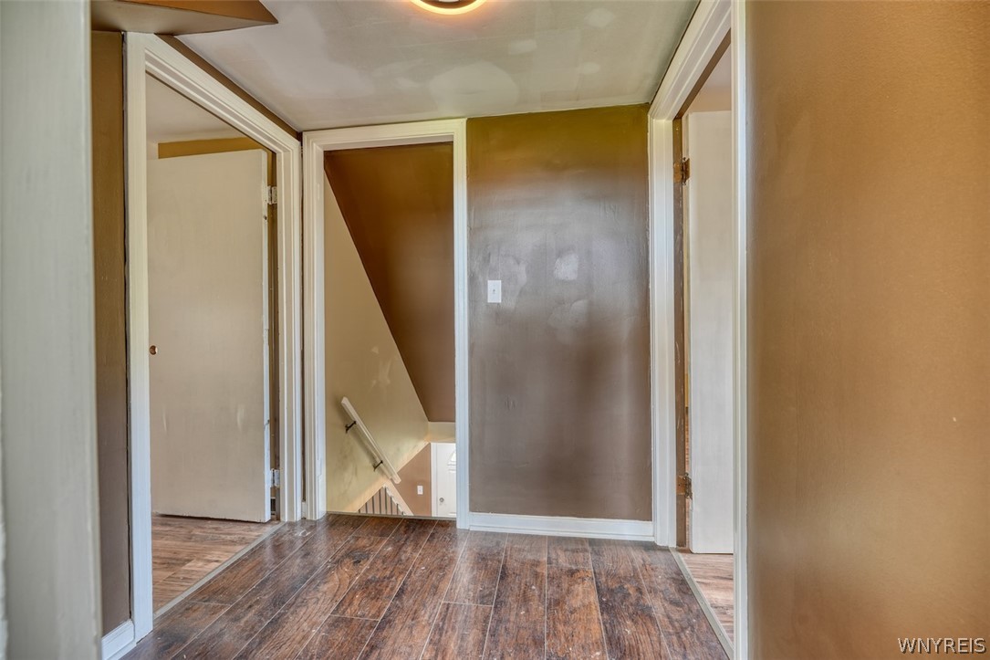 9645 Lockport Road Niagara, NY 14304 - Photo 31 of 45