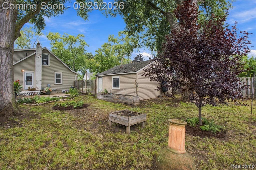 2696 Wakefield Road Berkley, MI 48072 - Photo 40 of 50 Gallery Image 40