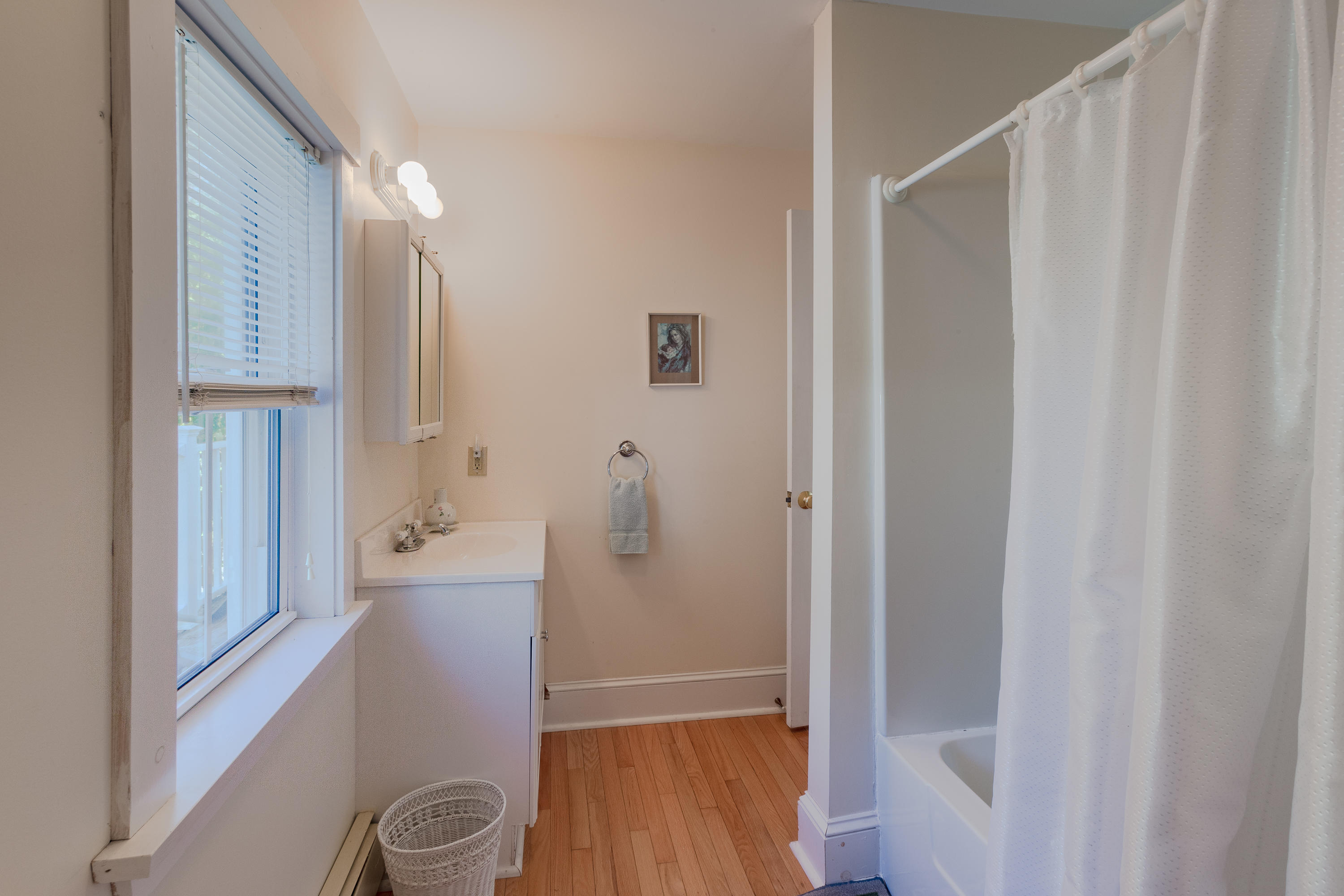 41 Hendricks Hill Road Southport, ME 04576 - Photo 14 of 42 41HendricksHillRd-Boothbay-KS14-Print