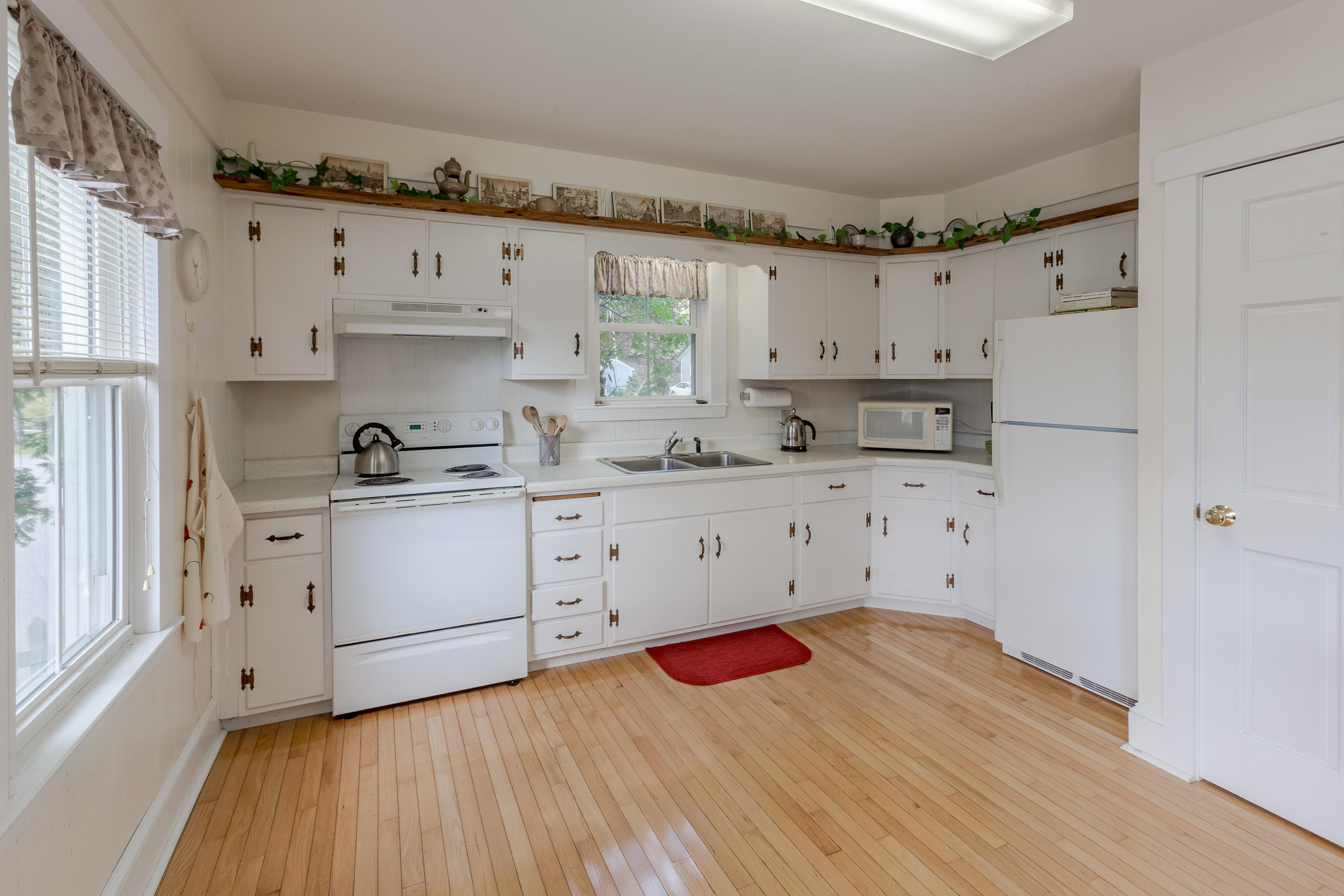 41 Hendricks Hill Road Southport, ME 04576 - Photo 9 of 42 41HendricksHillRd-Boothbay-KS09-Print