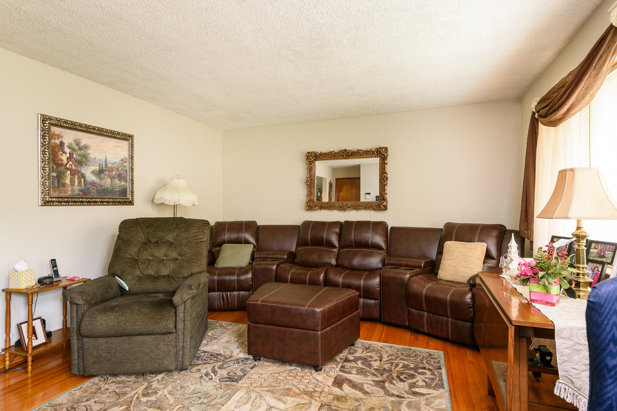 4028 Ealy Road Chattanooga, TN 37412 - Photo 16 of 31 living_2