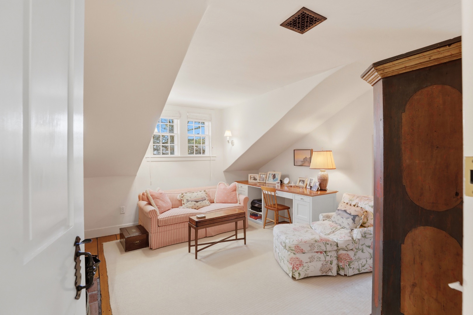 14 Thayer Street Edgartown, MA 02539 - Photo 30 of 43