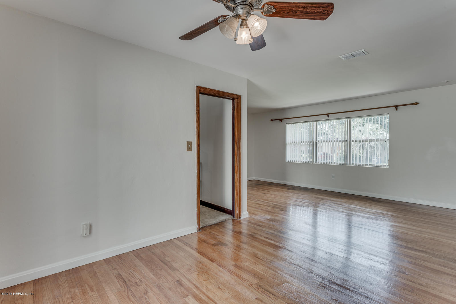 7932 Denham Road East Jacksonville, FL 32208 - Photo 11 of 25 dininglr2