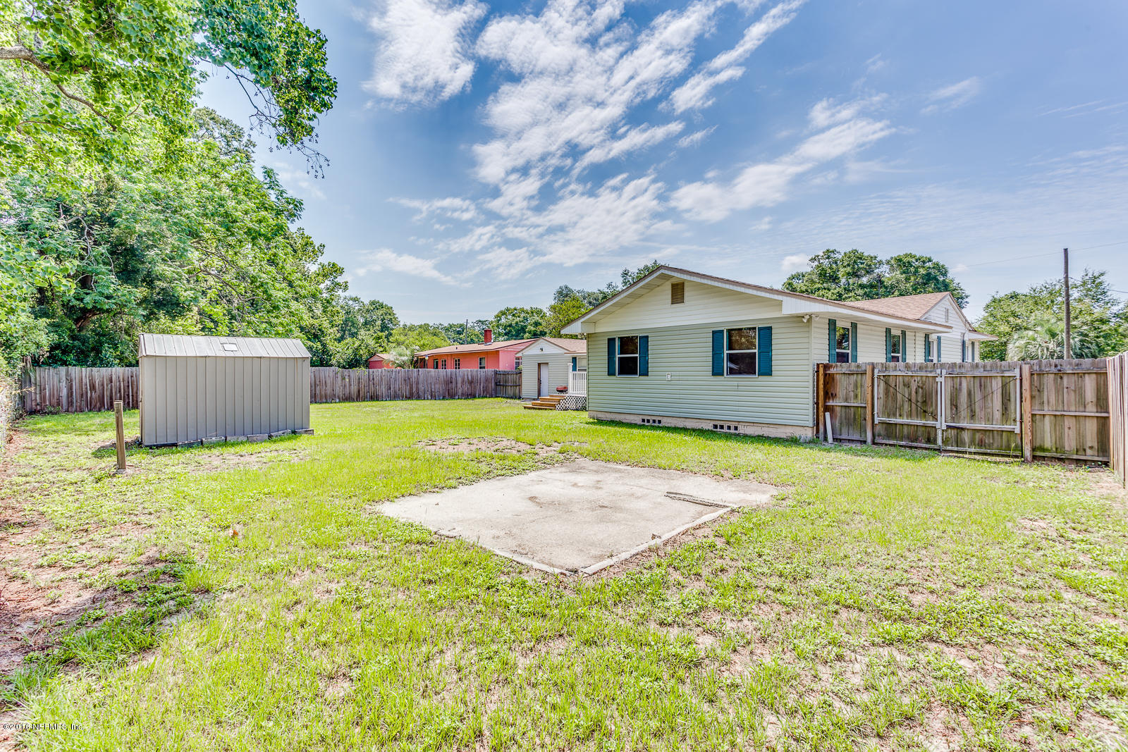 7932 Denham Road East Jacksonville, FL 32208 - Photo 23 of 25 back3