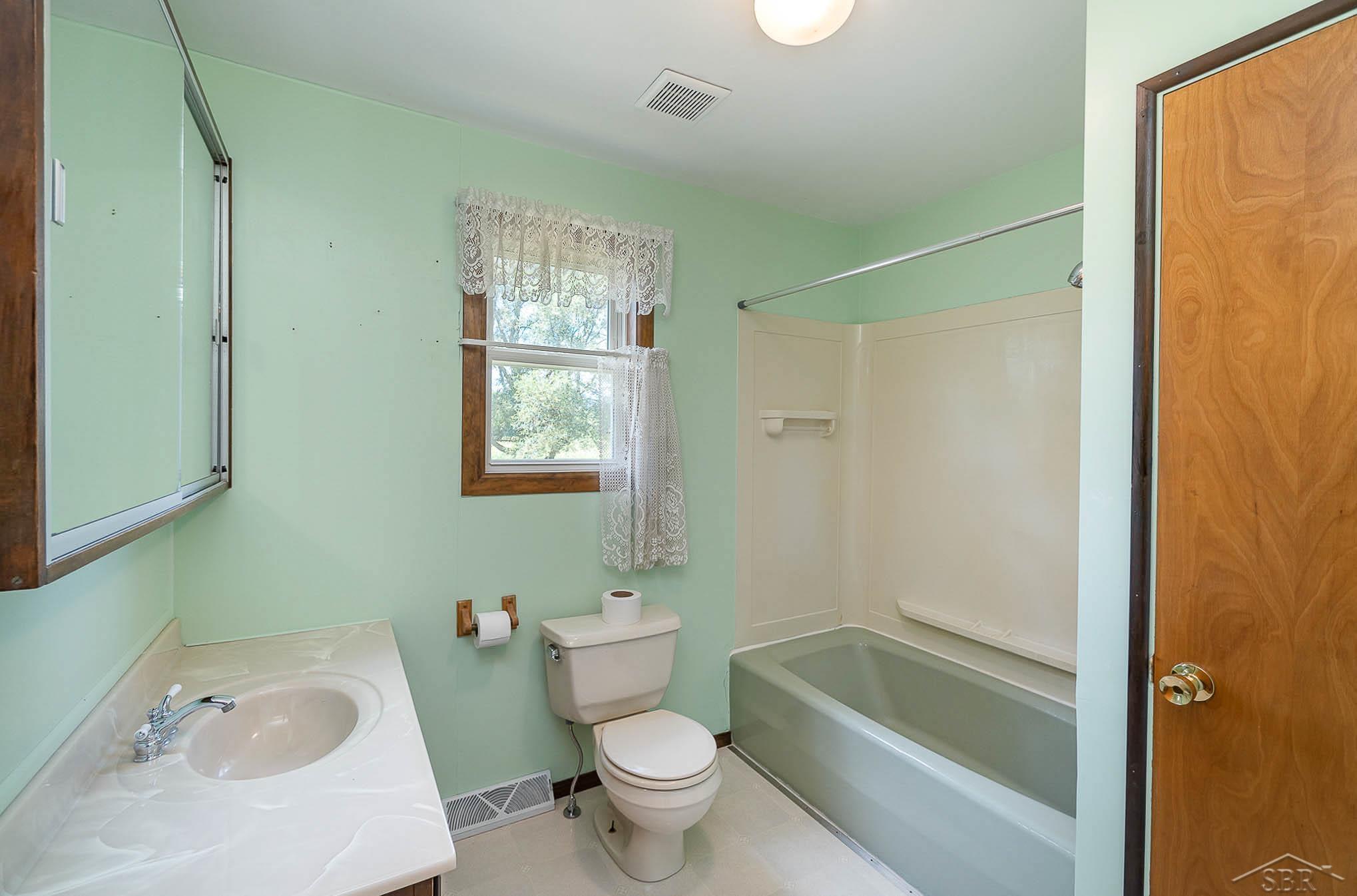 10570 Gera Road Birch Run, MI 48415 - Photo 11 of 43 Gallery Image 11