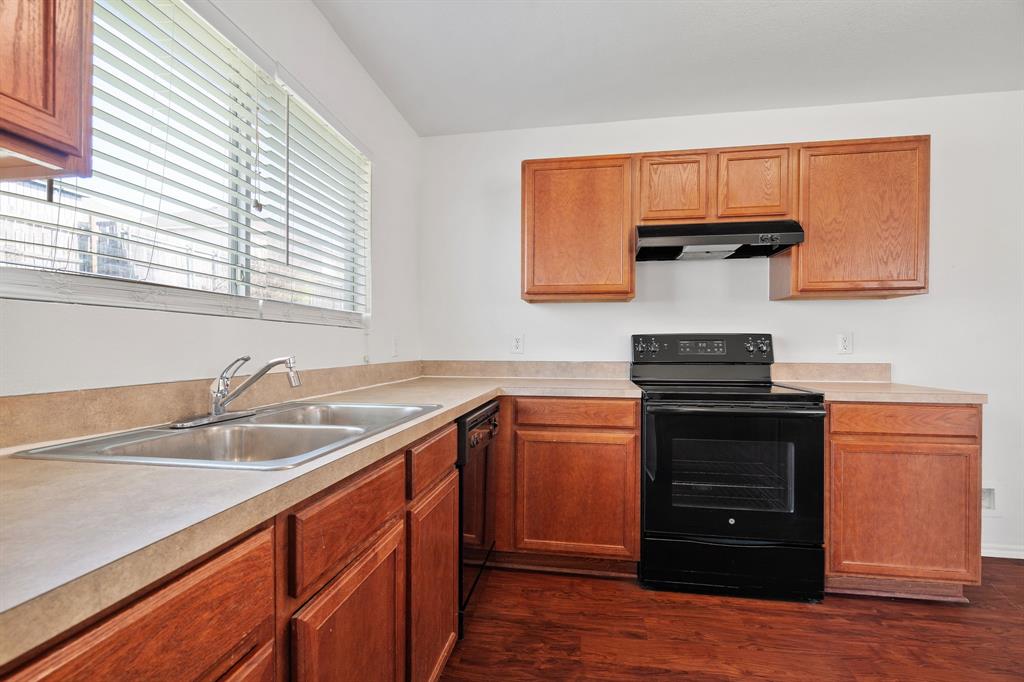 2117 Laughlin Road Fort Worth, TX 76177 - Photo 14 of 26