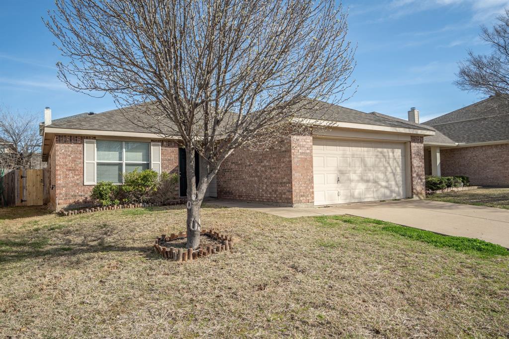 2117 Laughlin Road Fort Worth, TX 76177 - Photo 2 of 26