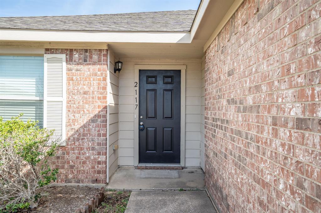 2117 Laughlin Road Fort Worth, TX 76177 - Photo 4 of 26