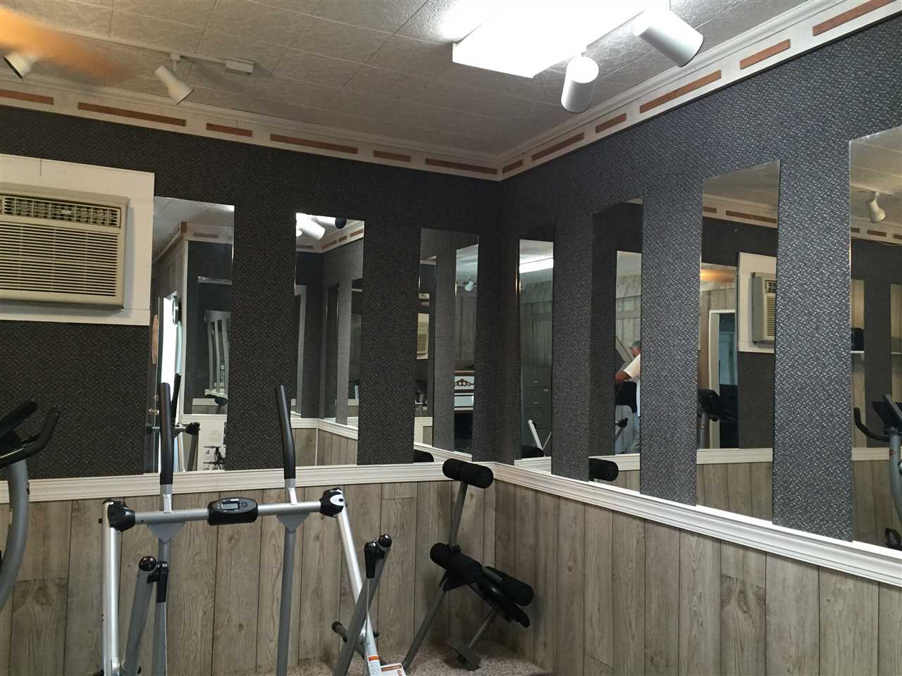 144 Mount Zion Road Spartanburg, SC 29303 - Photo 17 of 17 Weight Room in Garage