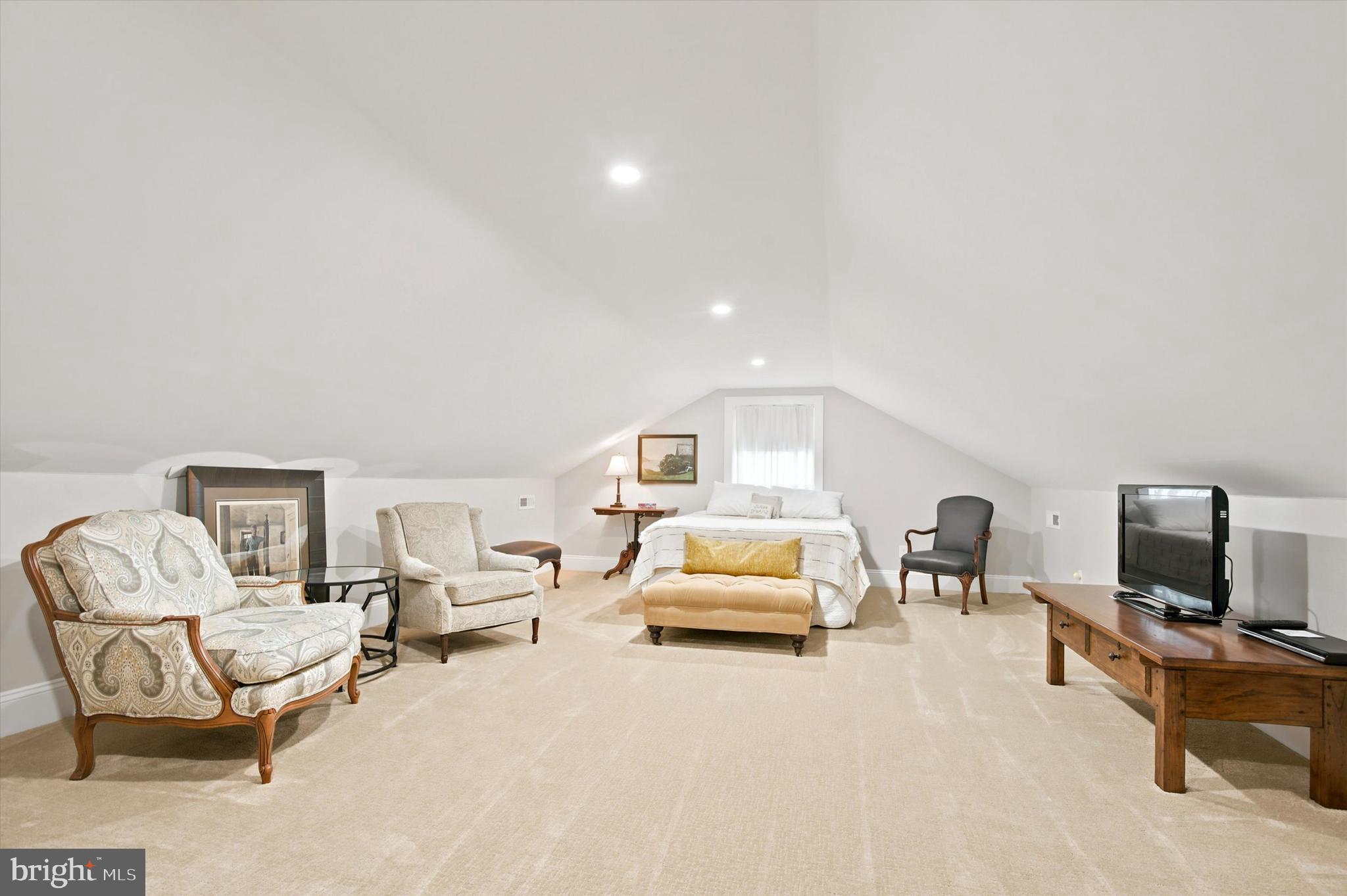 1317 Dell Road Norristown, PA 19403 - Photo 31 of 61 Option for office in Spacious Bedroom #4