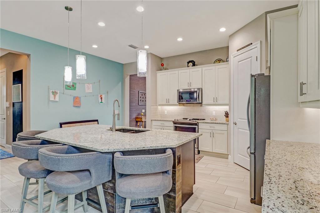 Kitchen Island with Breakfast Bar
