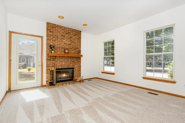 $390,000 | 21019 West Torrey Pines Court, Plainfield, IL 60544