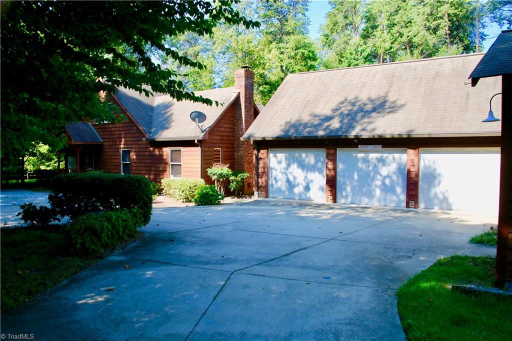 7008 Ridge Haven Road Greensboro, NC 27410 - Photo 2 of 30 Gallery Image 2