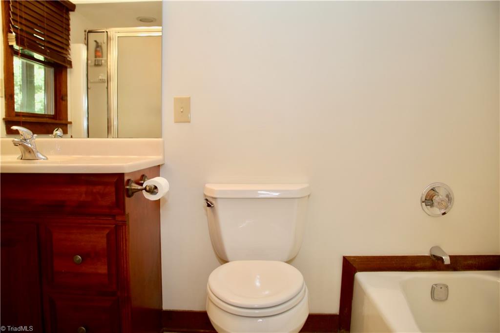 7008 Ridge Haven Road Greensboro, NC 27410 - Photo 15 of 30 Gallery Image 15