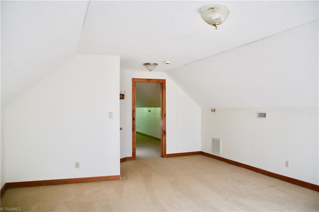 7008 Ridge Haven Road Greensboro, NC 27410 - Photo 20 of 30 Gallery Image 20